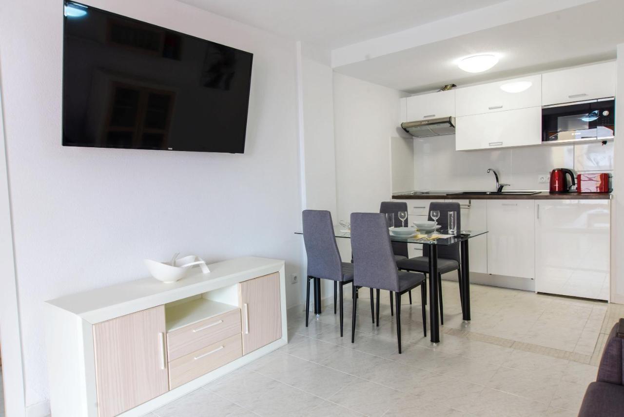 Holiday Suite Playa Del Cura Торрев'єха Екстер'єр фото