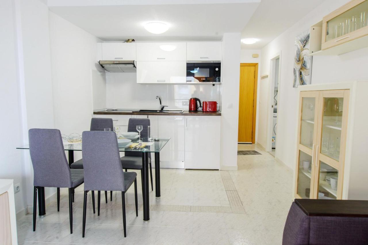 Holiday Suite Playa Del Cura Торрев'єха Екстер'єр фото